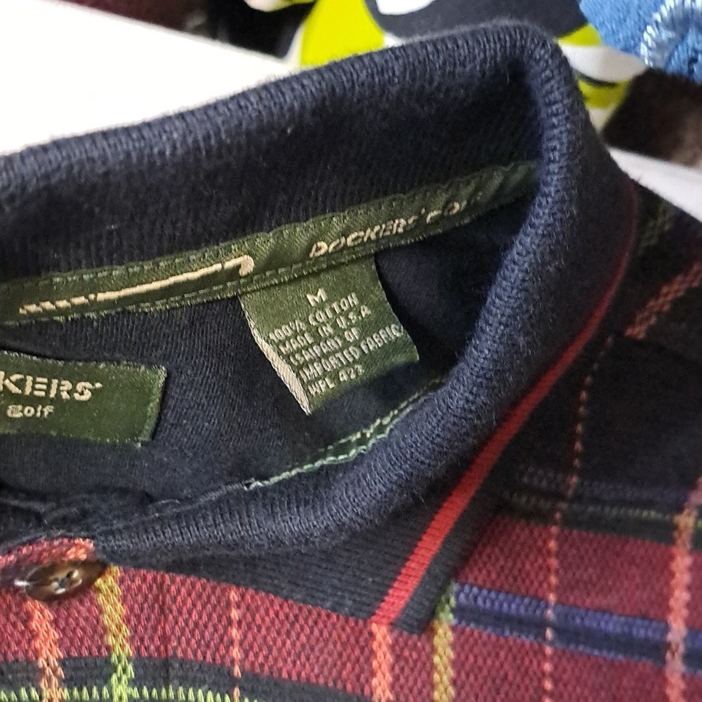 Dockers Golf Multicolor Plaid Polo Shirt Size Medium - Picture 4 of 11